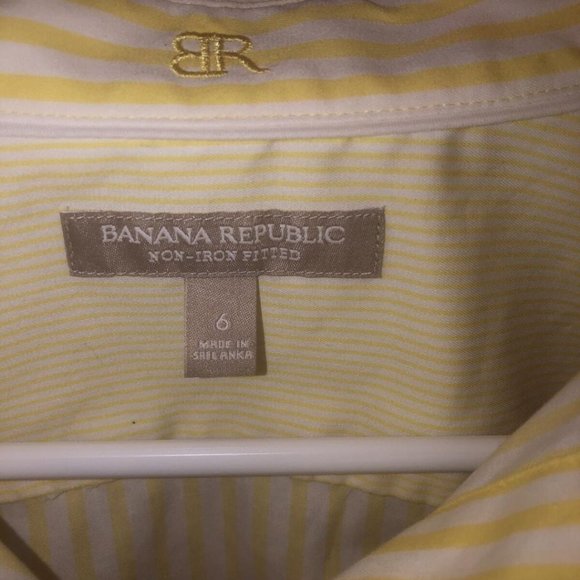 Banana Republic Button Down - Picture 3 of 3